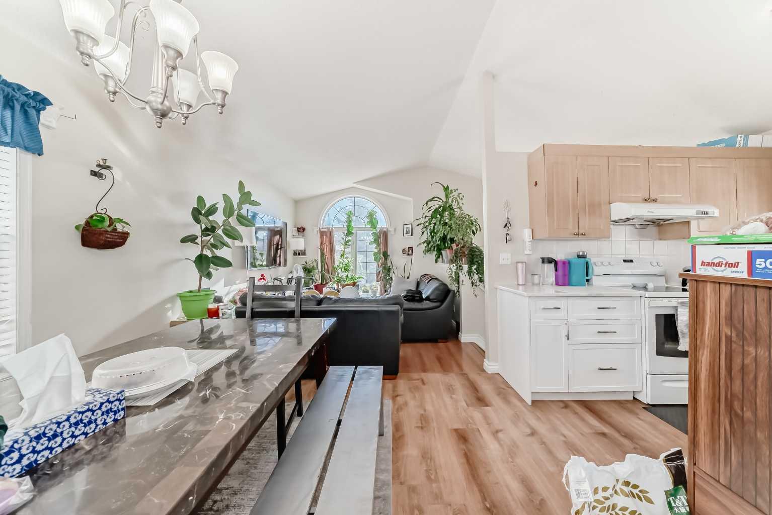 144 Taradale Drive NE