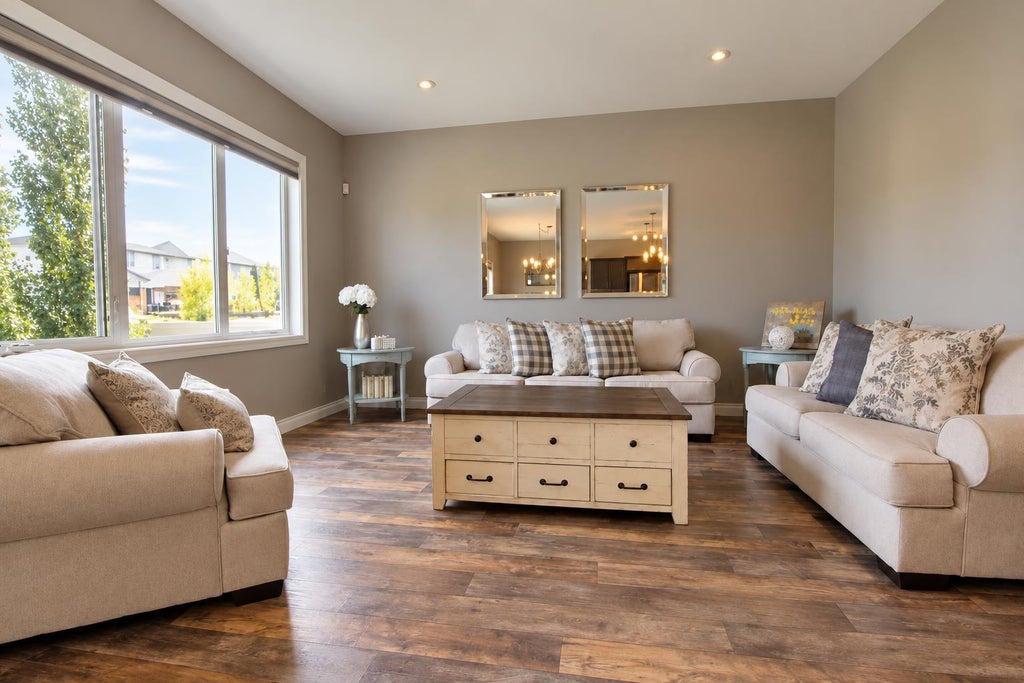 Photo of 7 Tory Close, Red Deer, AB T4P 0W4 (MLS # A2349163)