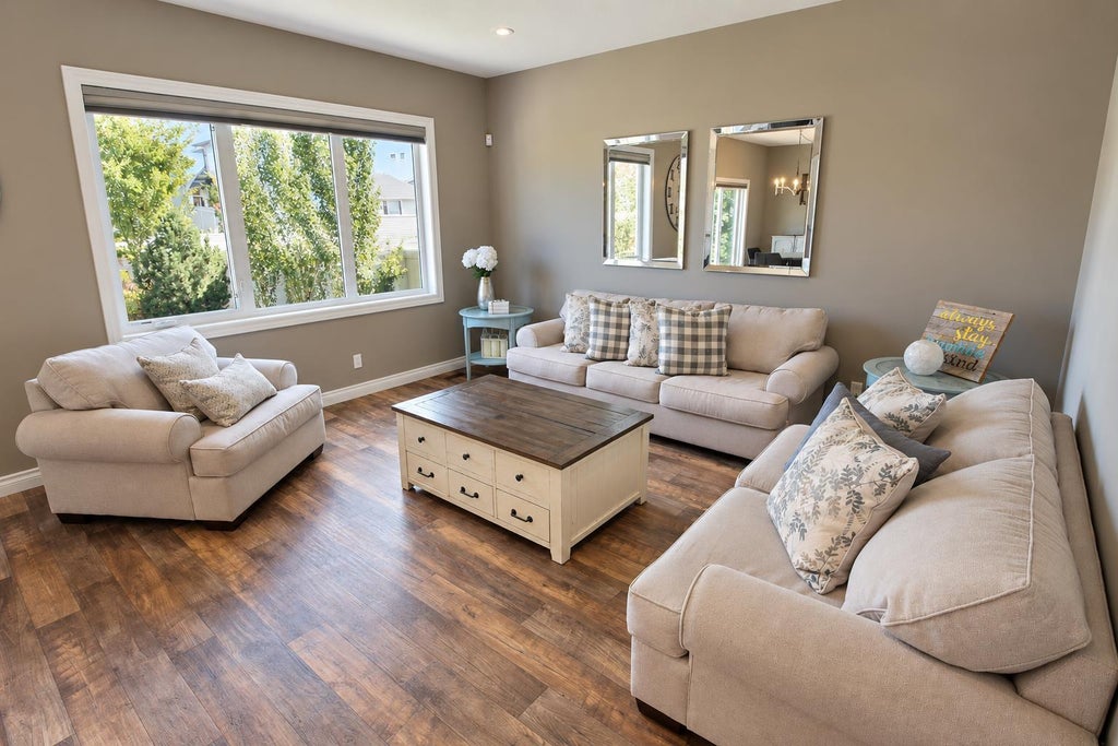 Photo of 7 Tory Close, Red Deer, AB T4P 0W4 (MLS # A2349163)