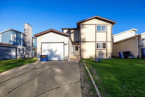 Photo of 1041 Timberline Drive, Fort McMurray, AB T9K 1A8 (MLS # A2320194)