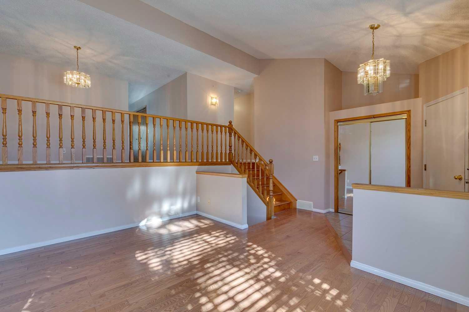 372 Millrise Drive SW