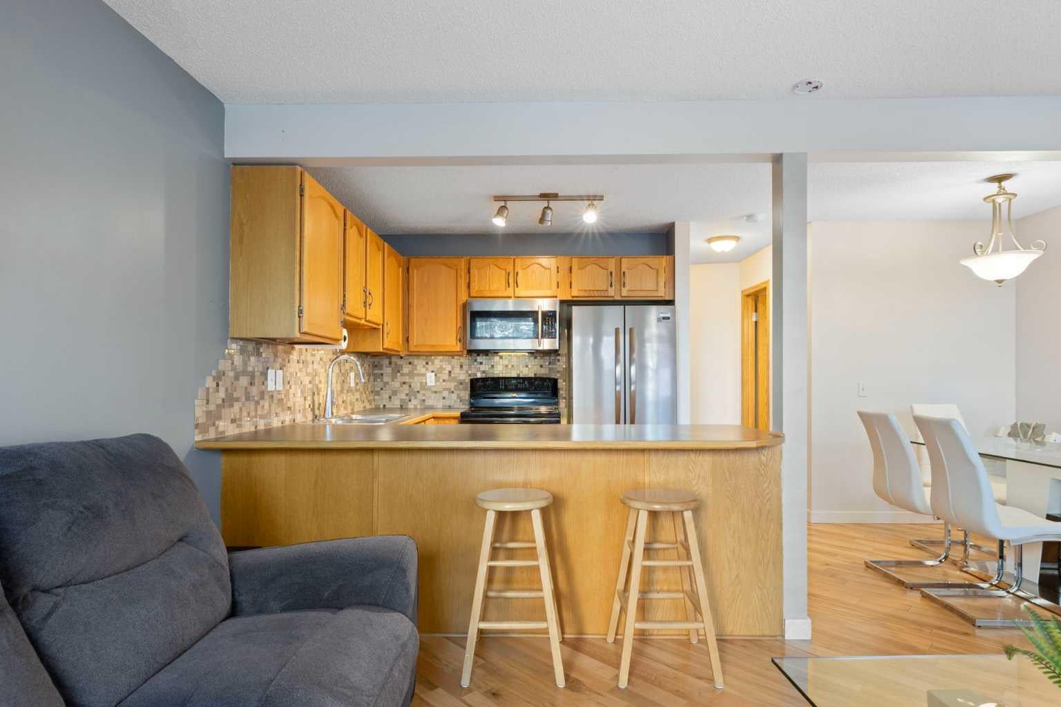 153 Everstone Place SW