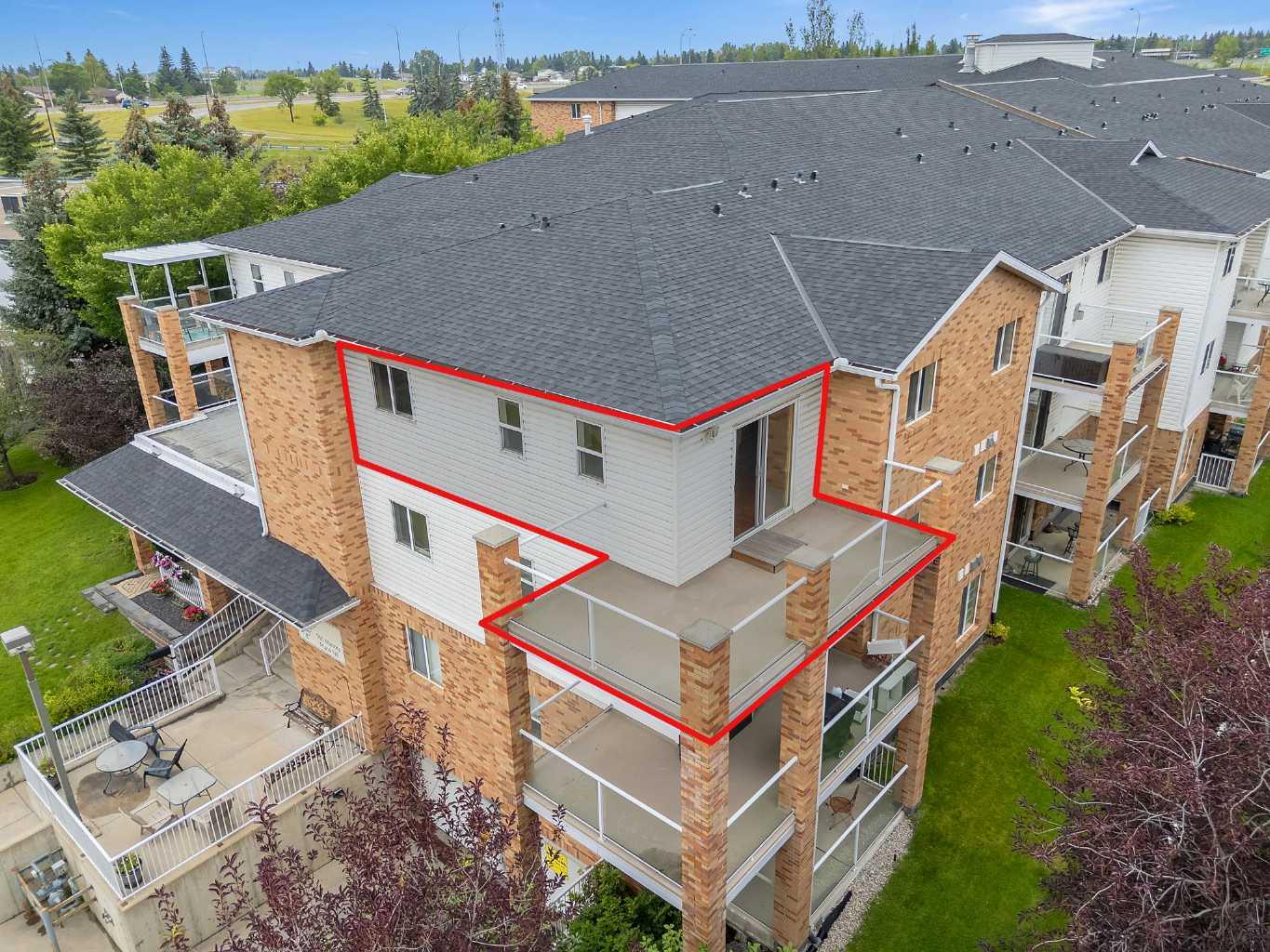 165 Manora Place NE 306