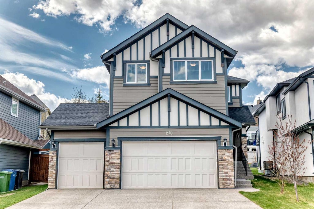 Photo of 210 Stonemere Green, Chestermere, AB T1X 0S2 (MLS # A2308839)