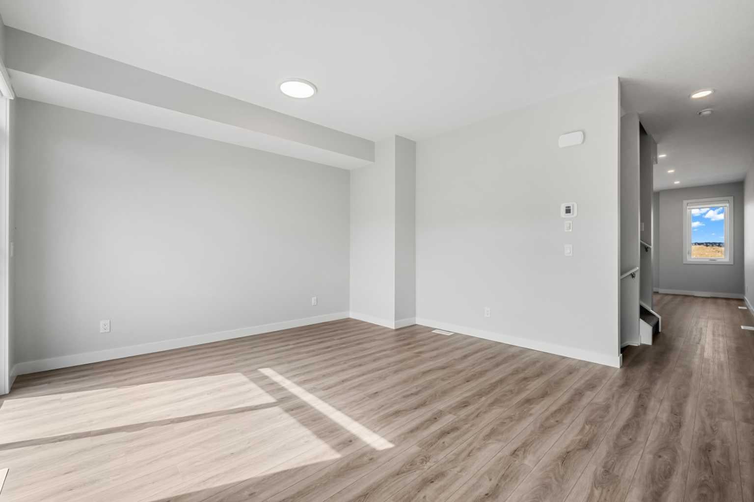 4 Sage Hill Rise NW 802
