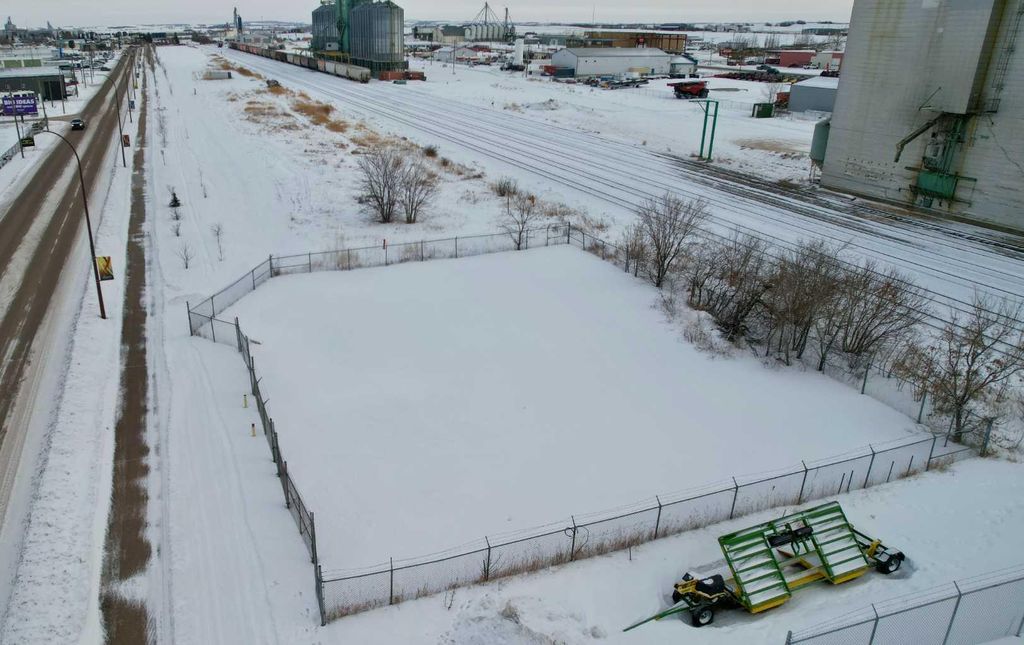 Photo of 4719 Railway Avenue, Vermilion, AB T9X 1E6 (MLS # A2286382)