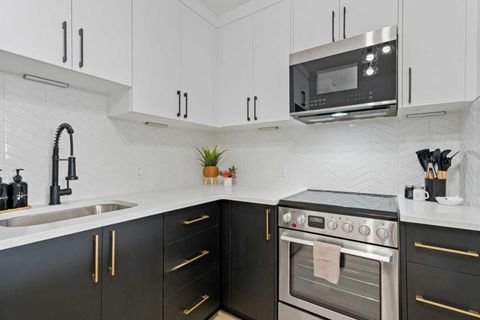 1530 26 Avenue SW 2 Calgary AB T2T 1C5