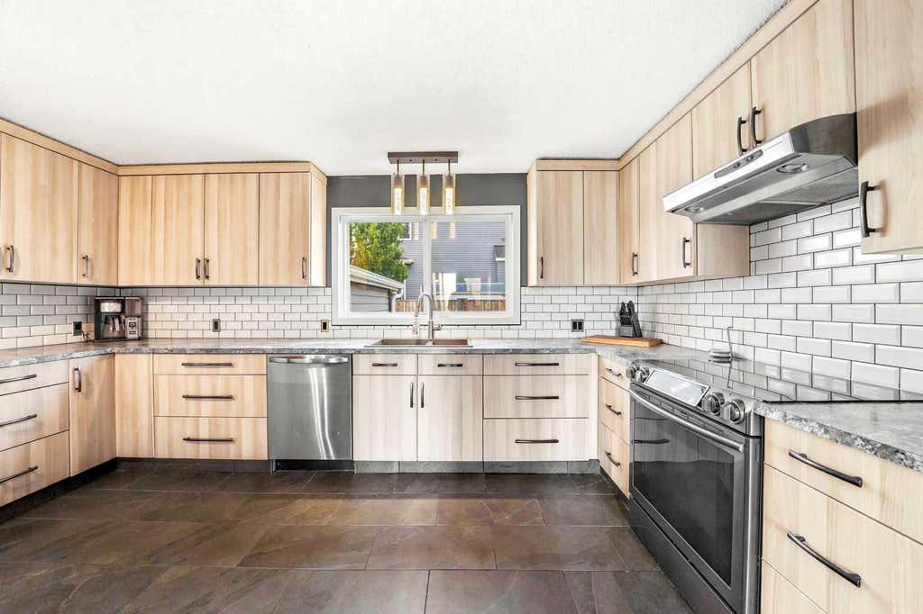 Photo of 5111 Minto Street, Blackfalds, AB T0M 0J0 (MLS # A2320658)