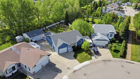 Photo of 18 Osmond Close, Red Deer, AB T4N 6Y1 (MLS # A2323179)