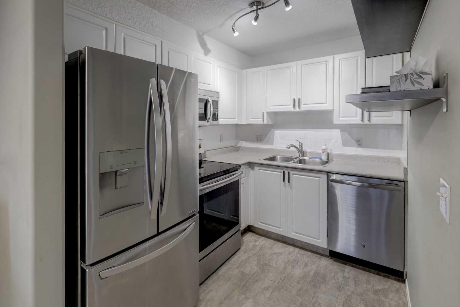 550 Prominence Rise SW 205