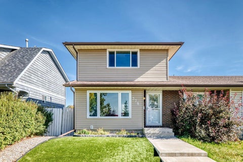 Photo of 378 Midridge Drive SE, Calgary, AB T2X 1B8 (MLS # A2337758)