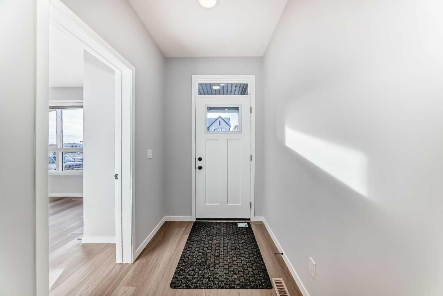 32 Creekview Common SW