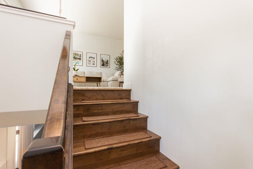Photo of 17 Charles Avenue, Red Deer, AB T4P 0L8 (MLS # A2348242)
