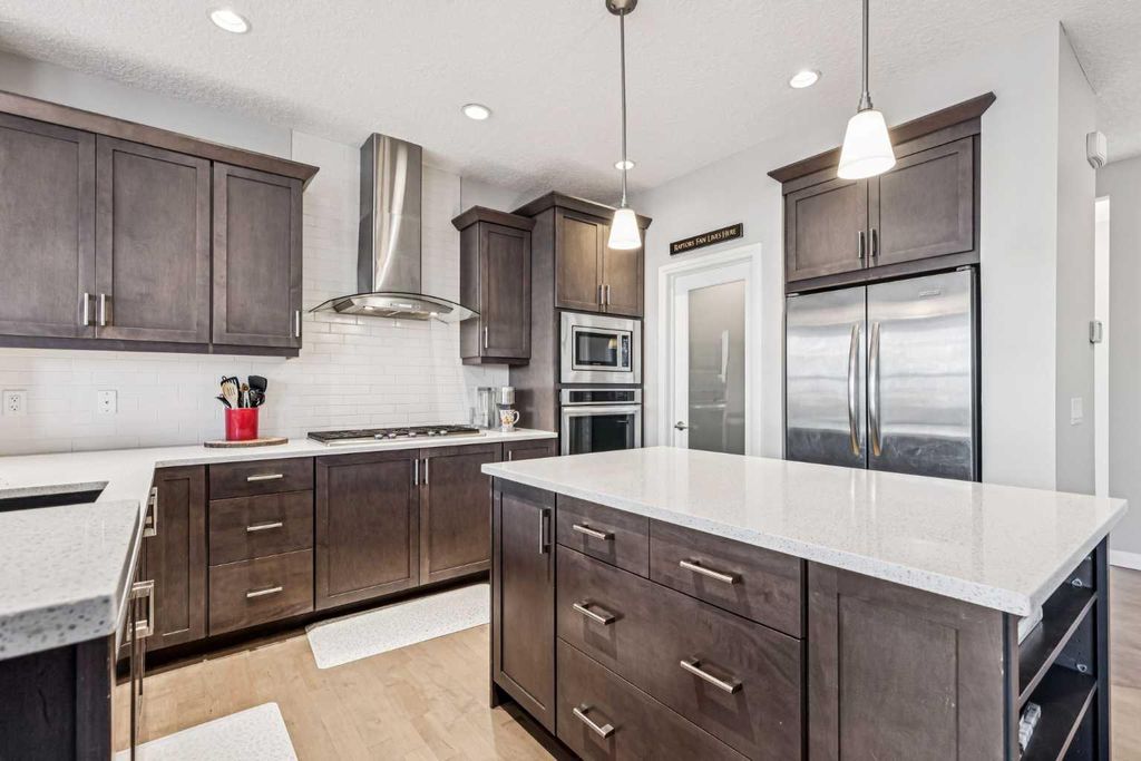 Photo of 49 Sunset Manor, Cochrane, AB T4C 0N3 (MLS # A2283407)