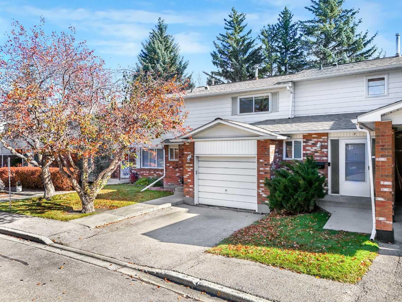 2815 Palliser Drive SW 6