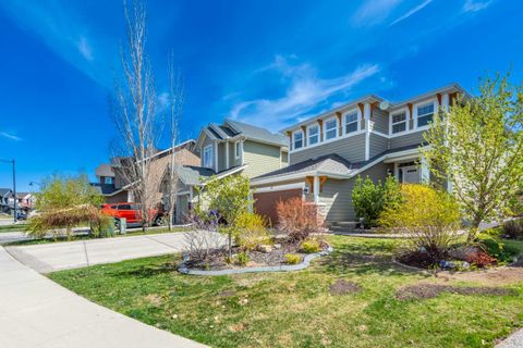 67 Auburn Sound Manor SE Calgary AB T3M 0G5