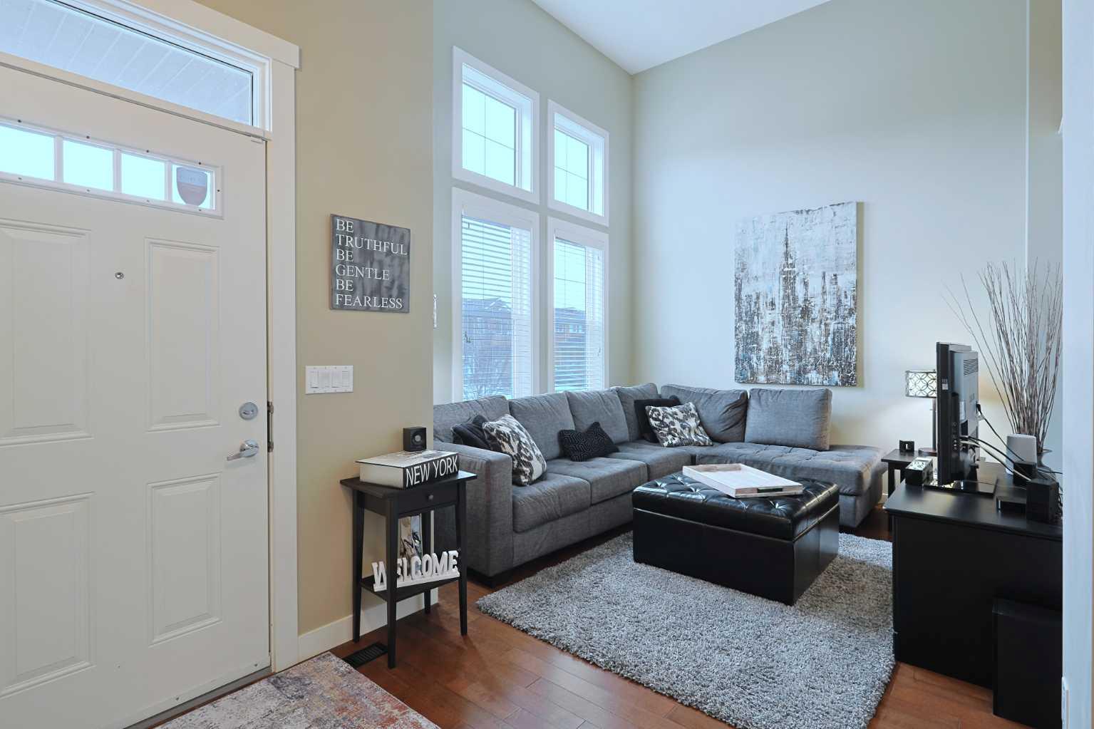 505 Evanston Square NW