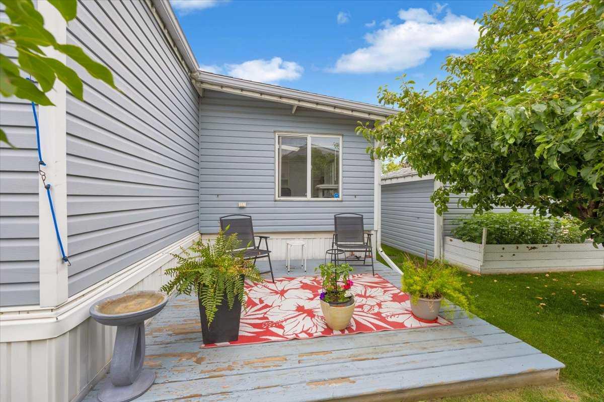 99 Arbour Lake Drive 62