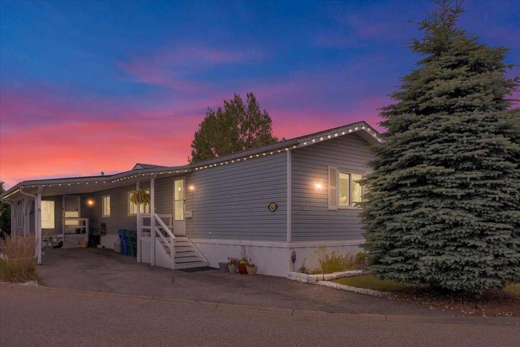 Photo of 99 Arbour Lake Drive Rd #62, Calgary, AB T3G 4E4 (MLS # A2328913)