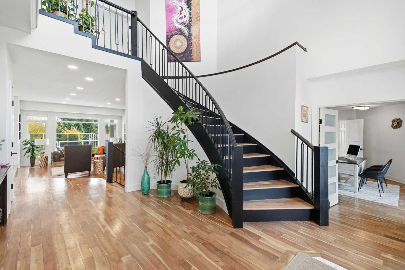 28 Bearspaw Acres