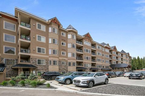 Photo of 30 Discovery Ridge Close SW #503, Calgary, AB T3H 5X5 (MLS # A2307380)