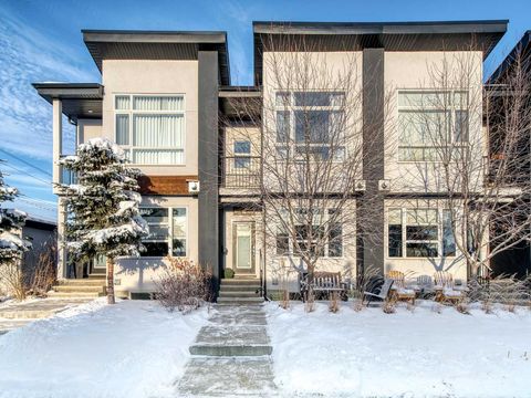 Photo of 1883 47 Street NW, Calgary, AB T3B 6G2 (MLS # A2273840)