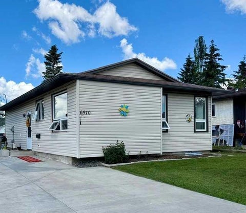 Photo of 6910 99A Street, Grande Prairie, AB T8V 5G4 (MLS # A2322064)