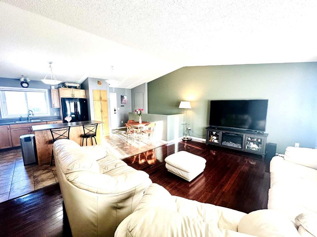 Photo of 1105 19 Street, Wainwright, AB T9W 1V1 (MLS # A2308361)
