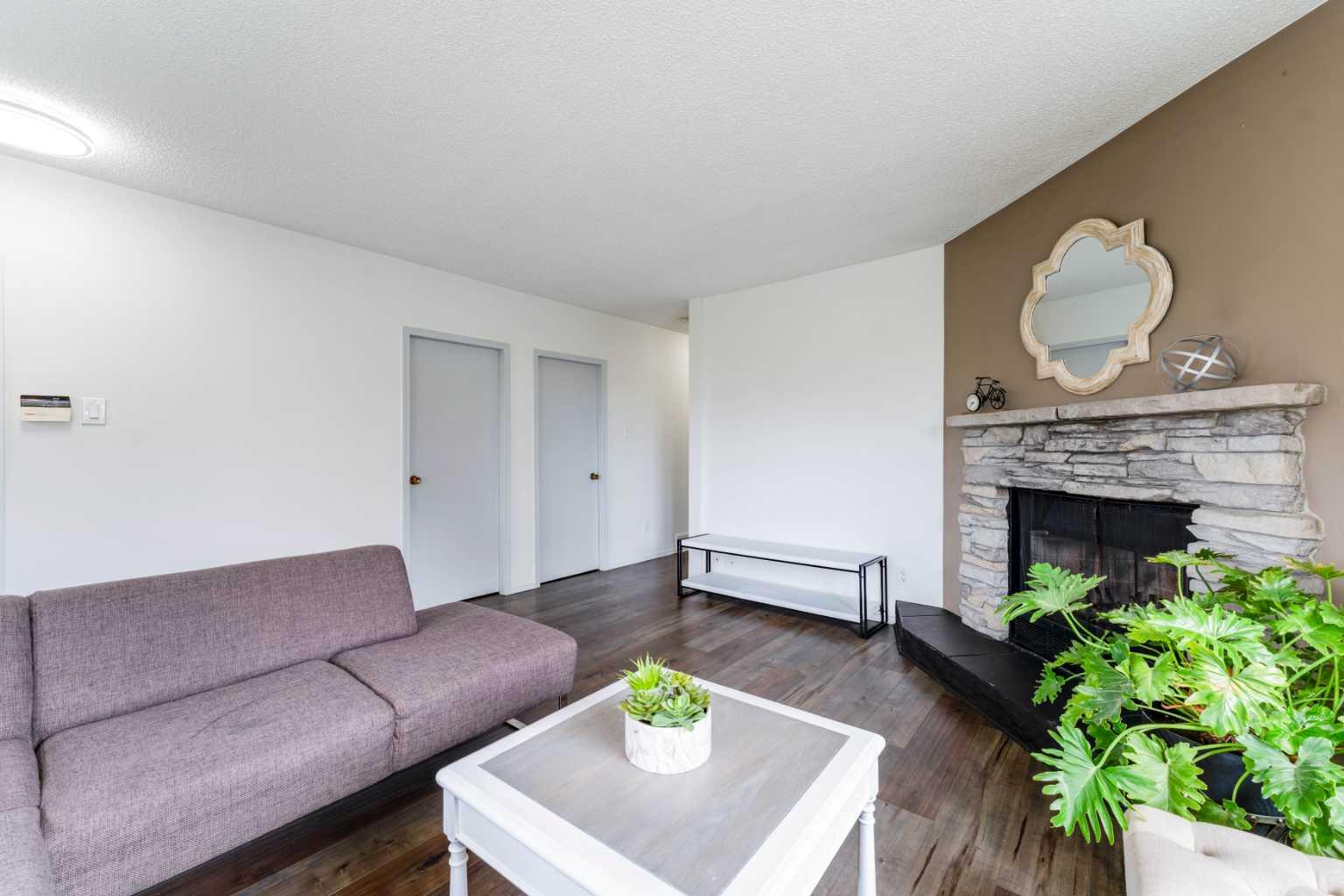 1502 40 Street SE