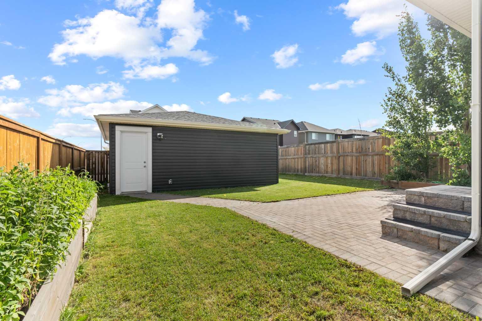 898 Evanston Drive NW