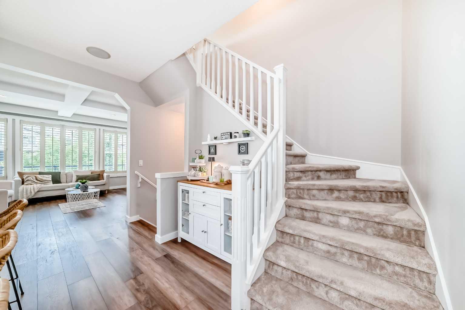 263 Coopers Hill SW