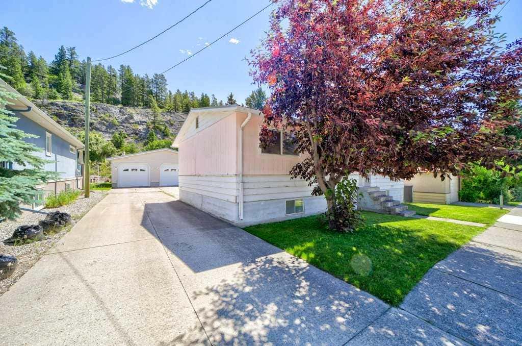 Photo of 20541 25th Avenue, Bellevue, AB T0K 0C0 (MLS # A2328028)