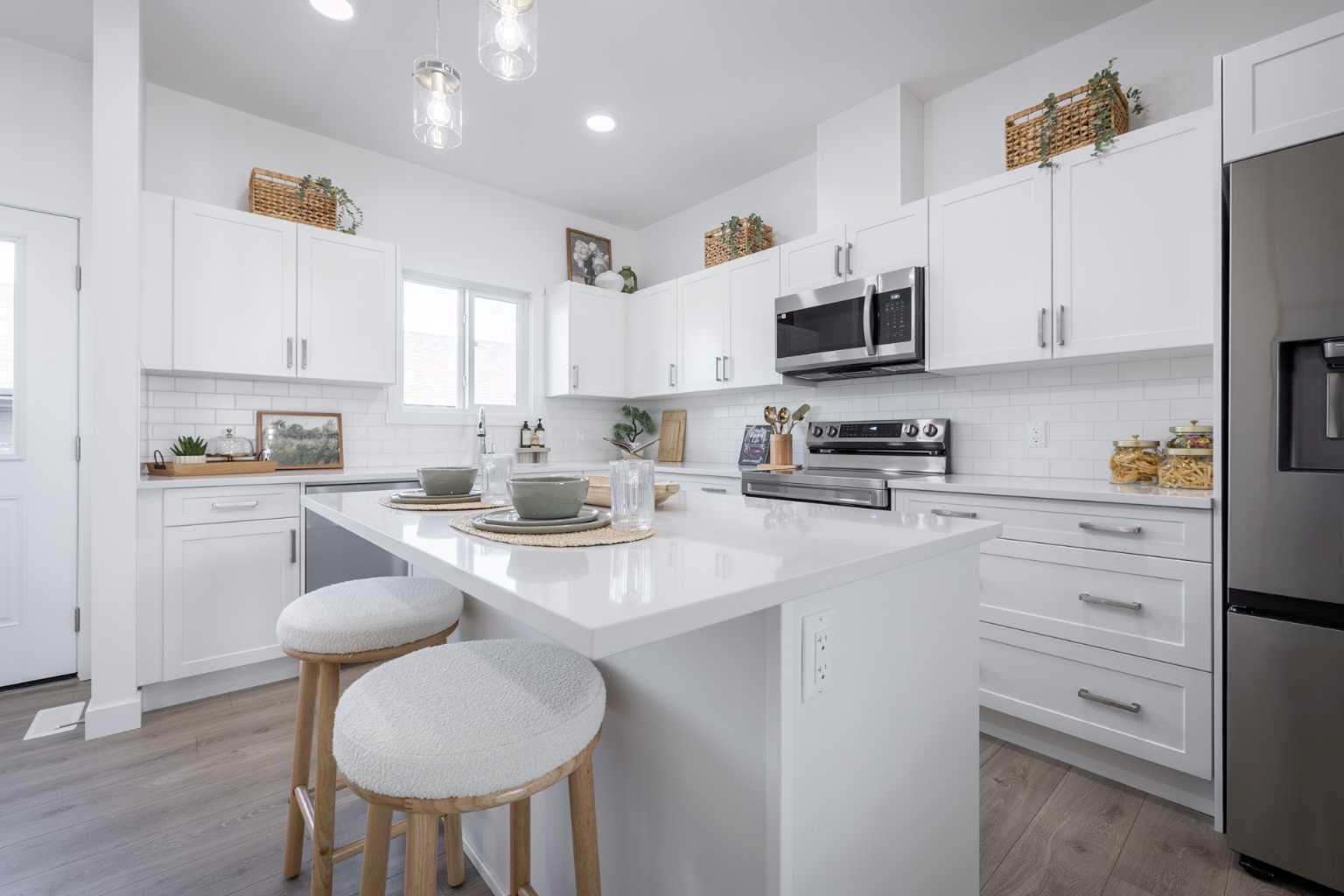 17 Tillotson Loop