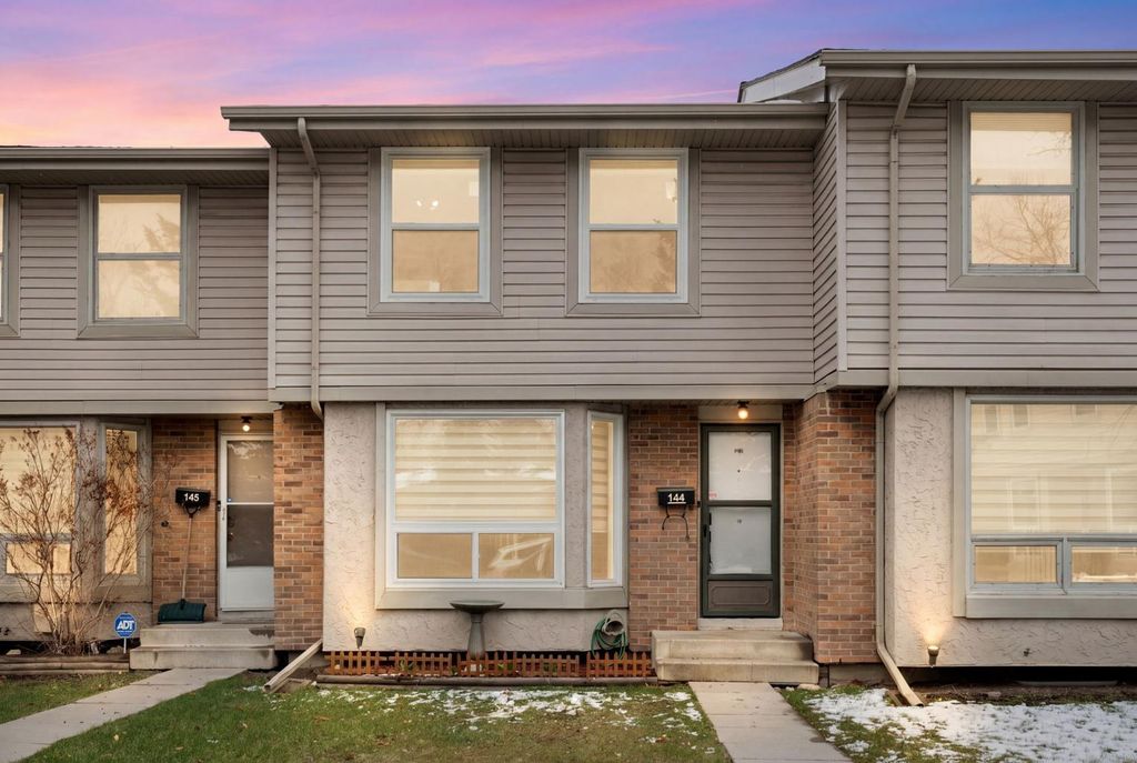 Photo of 123 Queensland Drive SE #144, Calgary, AB T2J 5J4 (MLS # A2305713)