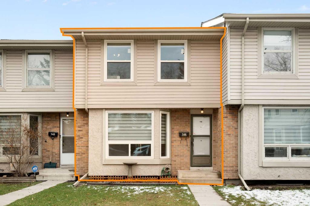 Photo of 123 Queensland Drive SE #144, Calgary, AB T2J 5J4 (MLS # A2305713)