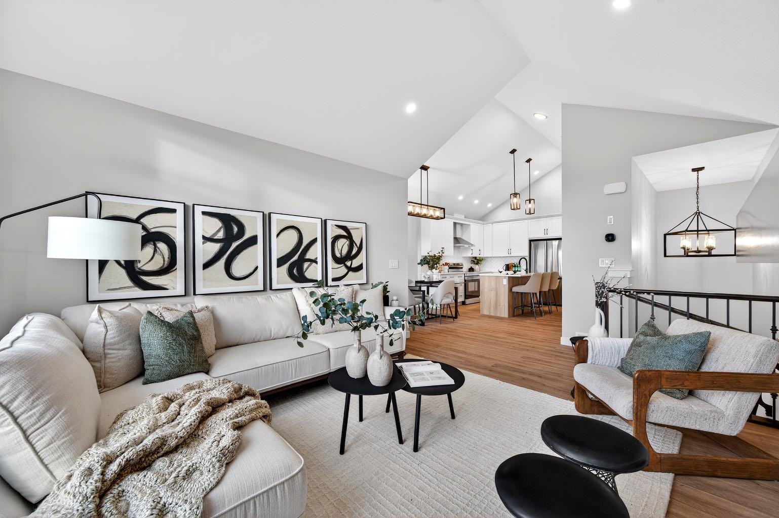 2242 Bayview Drive SW