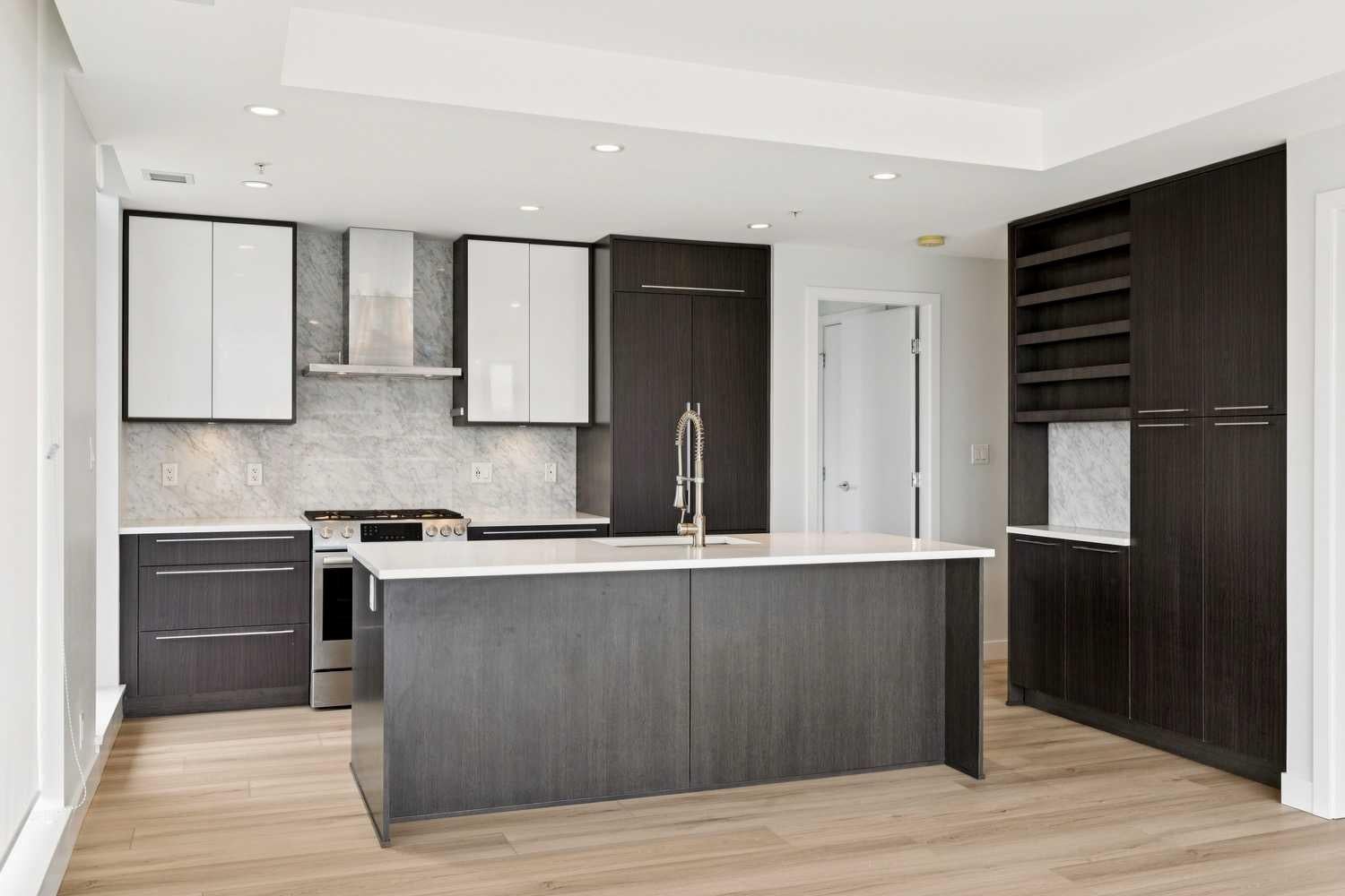 930 16 Avenue SW 602