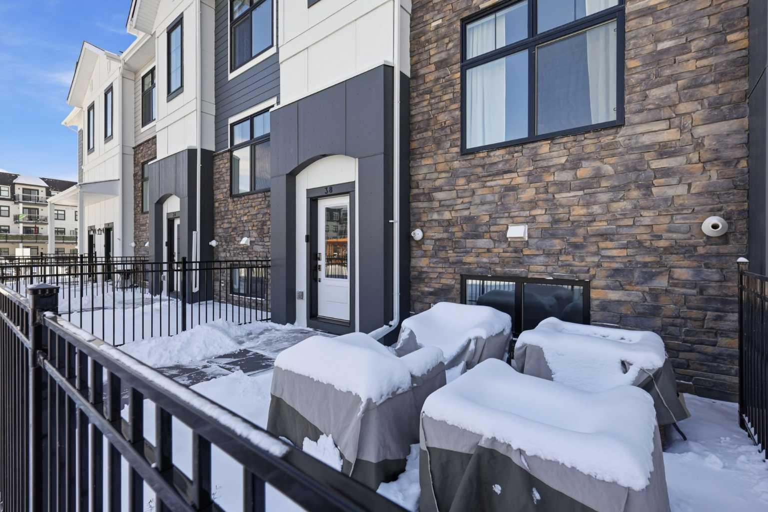 38 Les Jardins Park SE