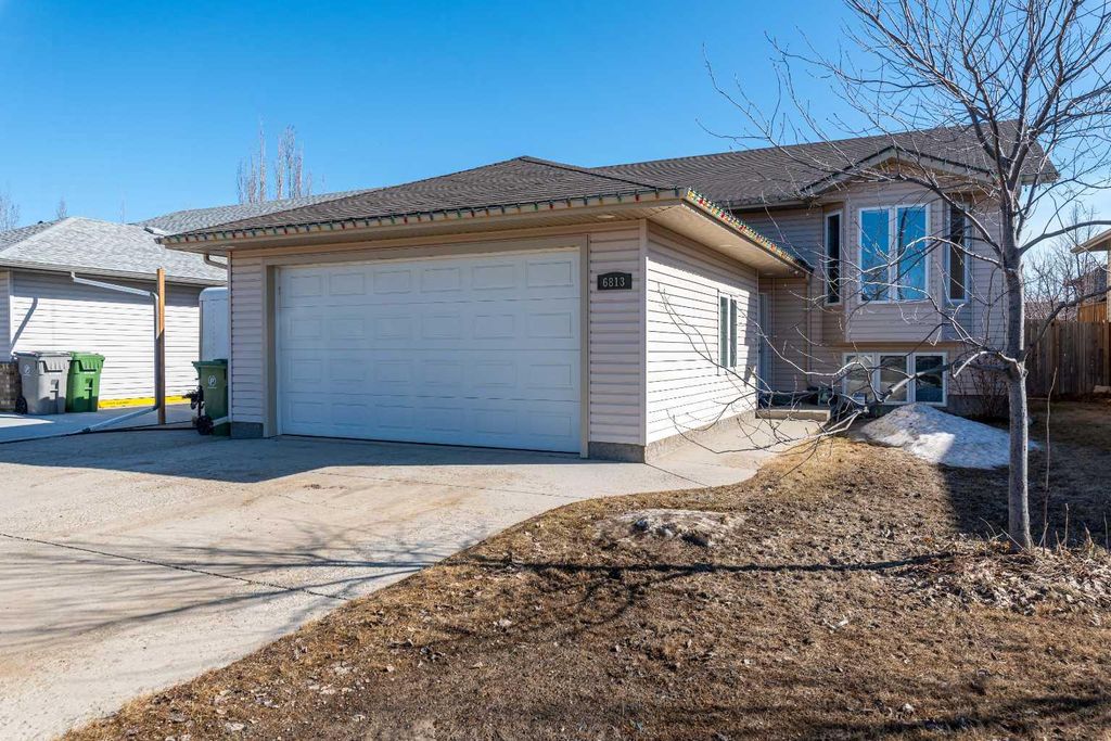 Photo of 6813 41 Street, Lloydminster, AB T9V 2B3 (MLS # A2304559)