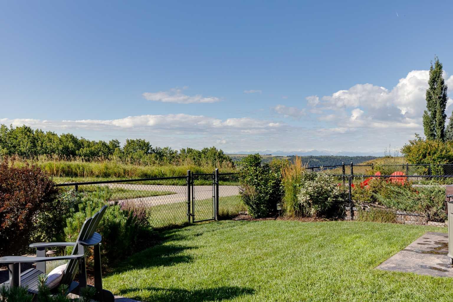 170 Tuscany Ravine Close NW