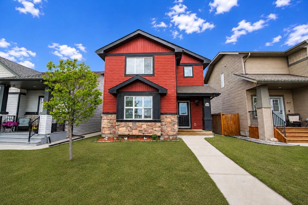 Photo of 318 Teasdale Drive, Red Deer, AB T4P 0T1 (MLS # A2331450)