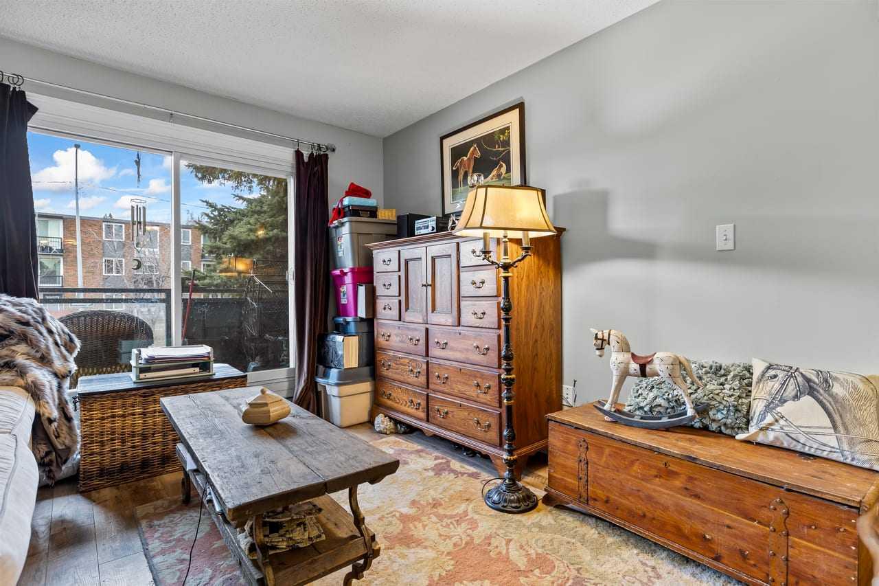 2010 11 Avenue SW 201