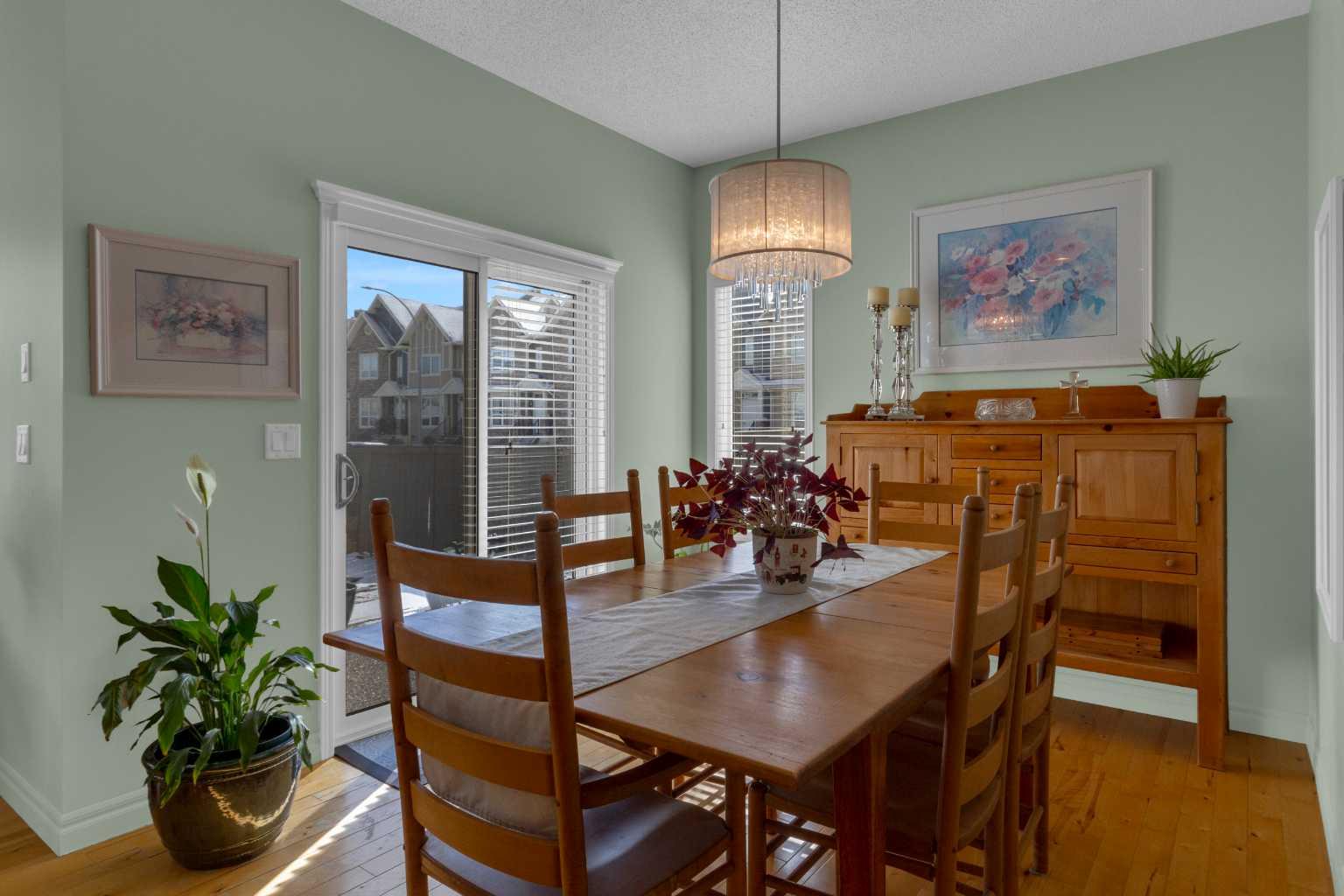 4 Cranfield Circle SE