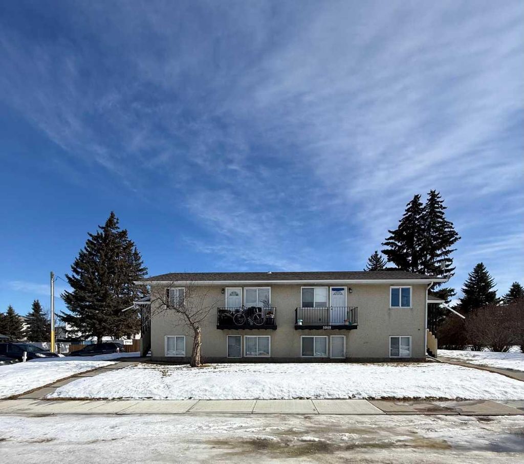 Photo of 5805 56 Avenue, Red Deer, AB T4N 4P9 (MLS # A2294887)