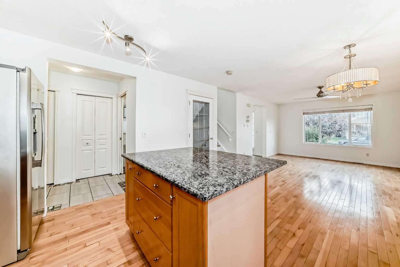 112 Sagewood Grove SW