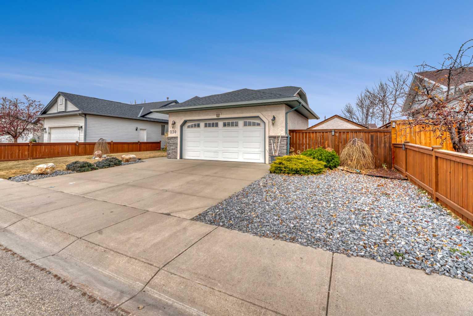 230 Strathford Crescent