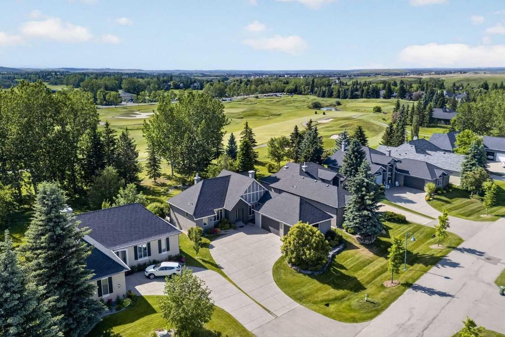 Photo of 29 Meadow Pointe Drive, Heritage Pointe, AB T1S 3M8 (MLS # A2324424)