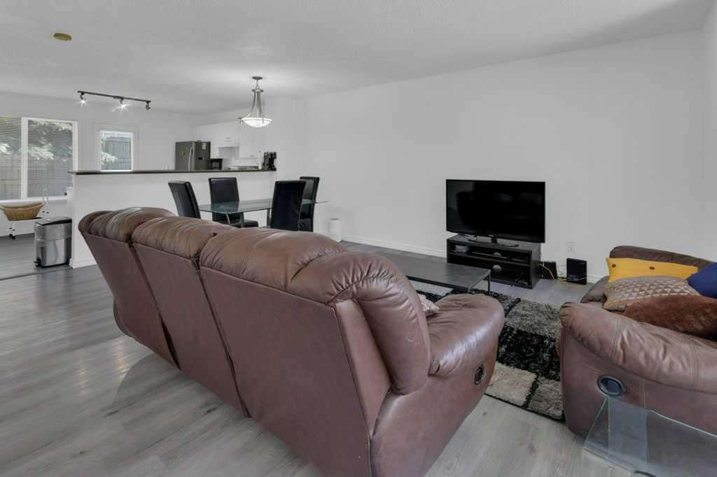 109 Tuscany Springs Gardens NW