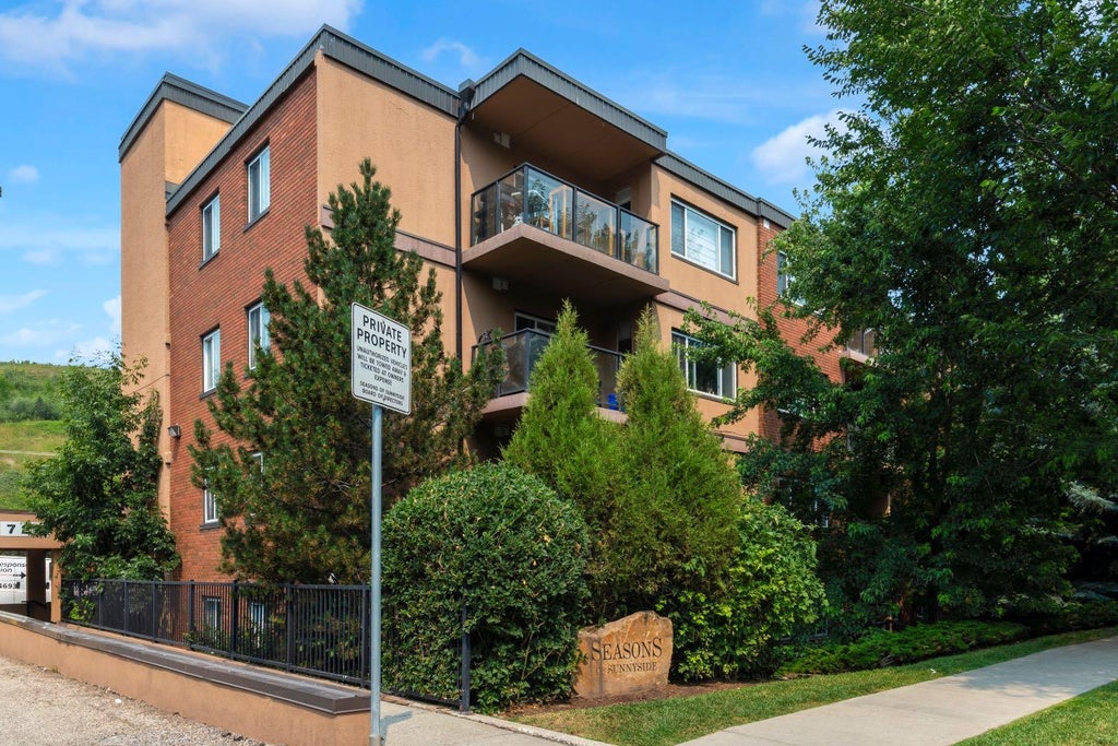 Photo of 728 3 Avenue NW #204, Calgary, AB T2N 0J1 (MLS # A2330767)