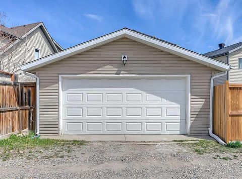 Tiny photo for 558 Evermeadow Road SW, Calgary, AB T2Y 4W9 (MLS # A2310255)